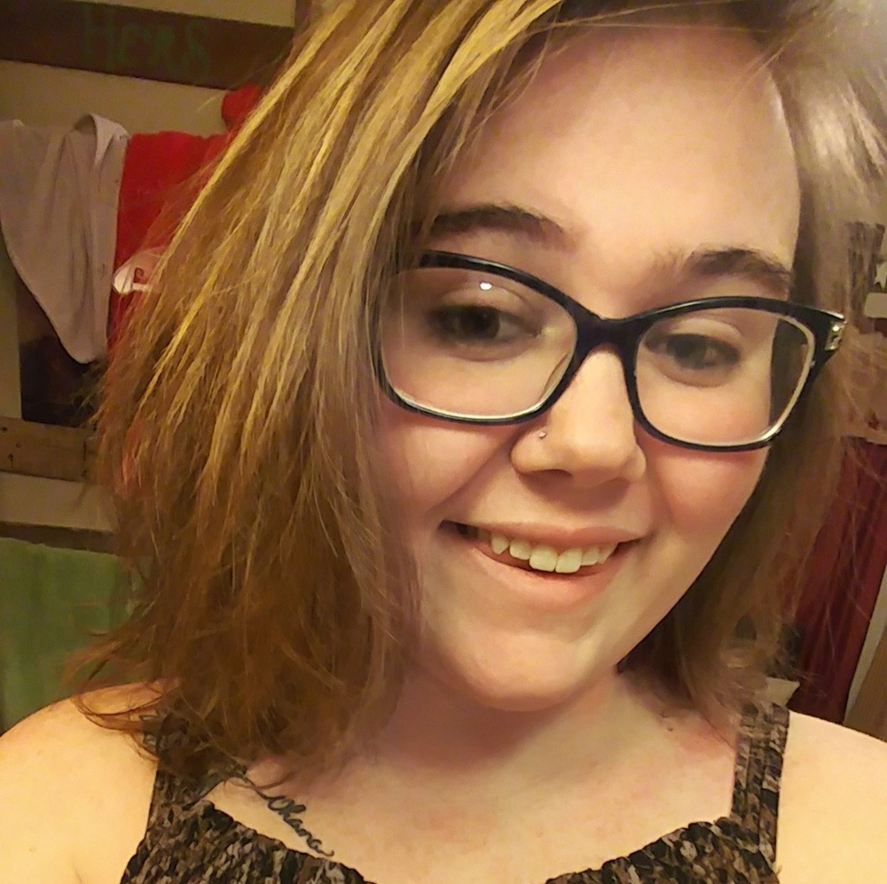 Meet your Posher, Mandy